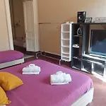 Casa Giaru\'